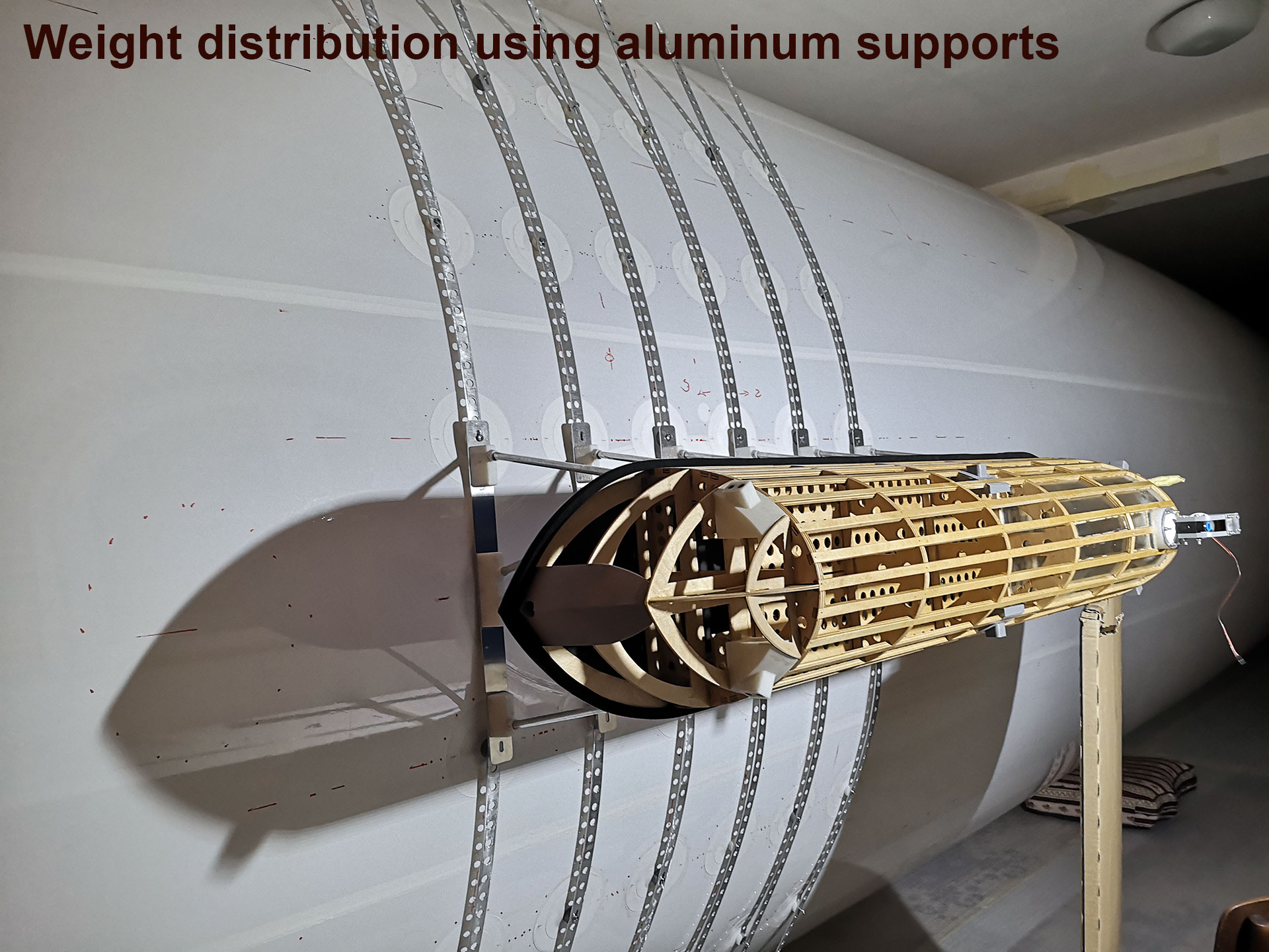 Weight-distribution-using-aluminum-supports